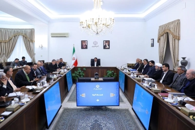 مخبر: 