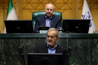 دفاع پ