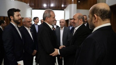 پاسخ ب